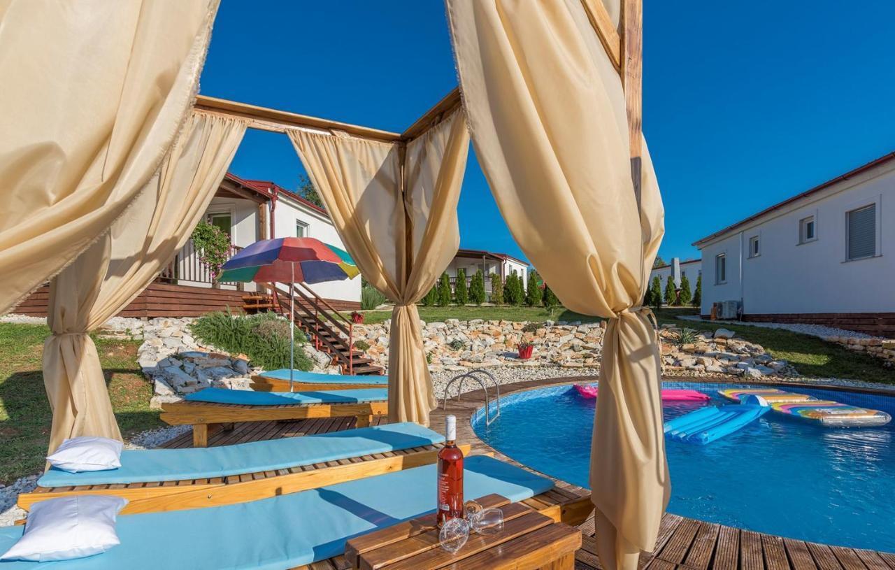 Holiday Park Village Jelovci Kringa Esterno foto