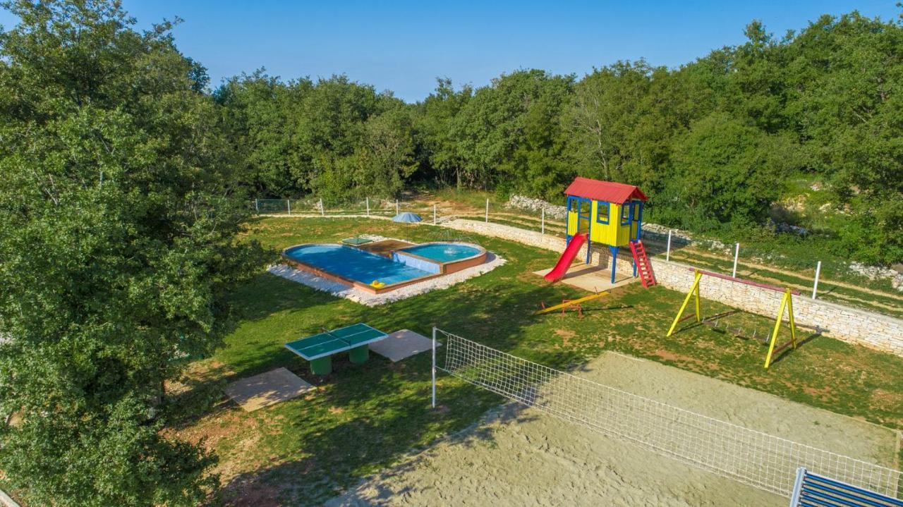 Holiday Park Village Jelovci Kringa Esterno foto
