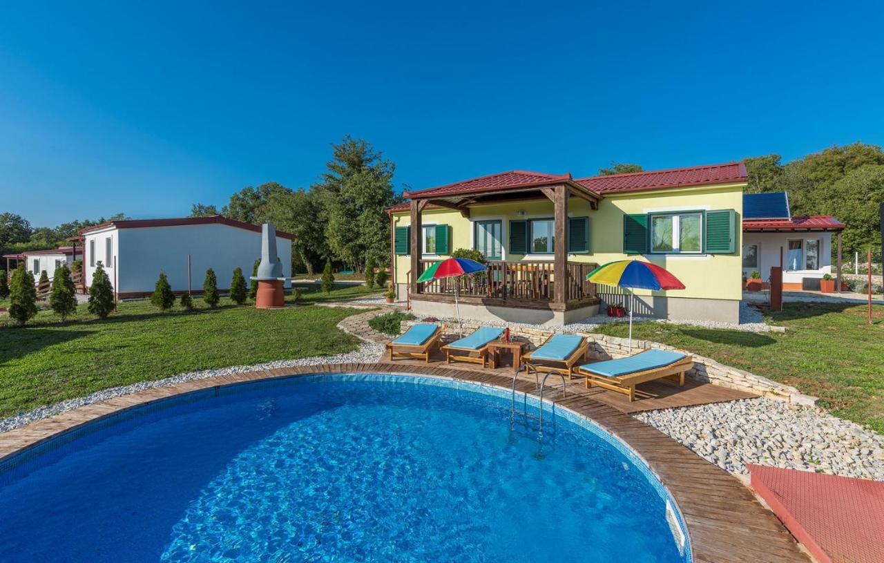 Holiday Park Village Jelovci Kringa Esterno foto